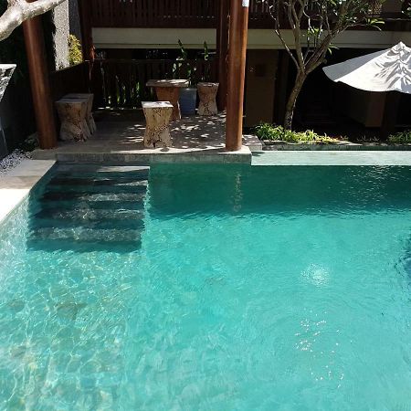 Narisha Guesthouse Kupang  Extérieur photo