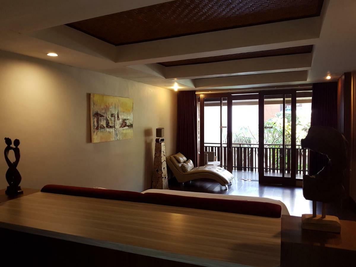Narisha Guesthouse Kupang  Extérieur photo