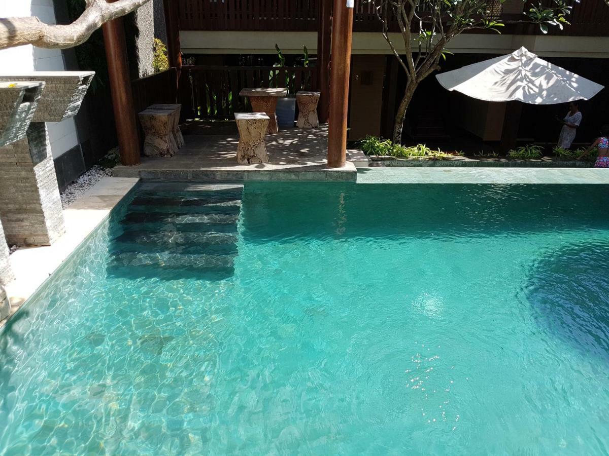 Narisha Guesthouse Kupang  Extérieur photo